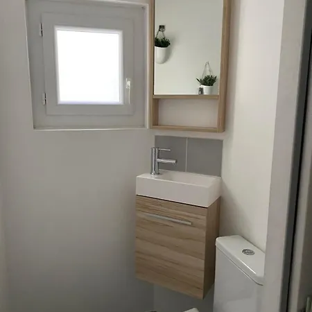 Appartement Coeur De Avec Cour Nîmes